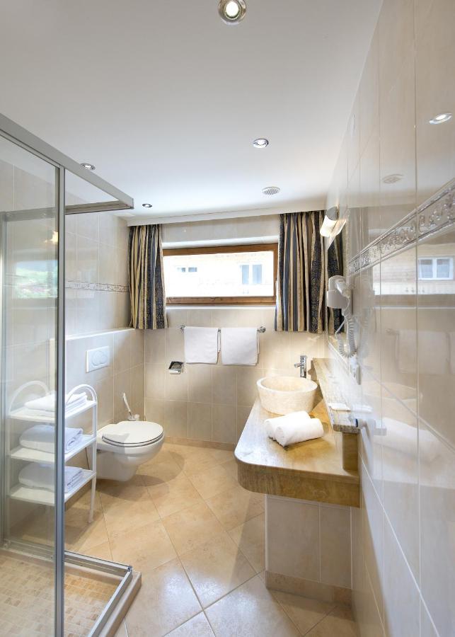 Hotel Wiesenegg اوراخ باي كيتزبوهيل الغرفة الصورة